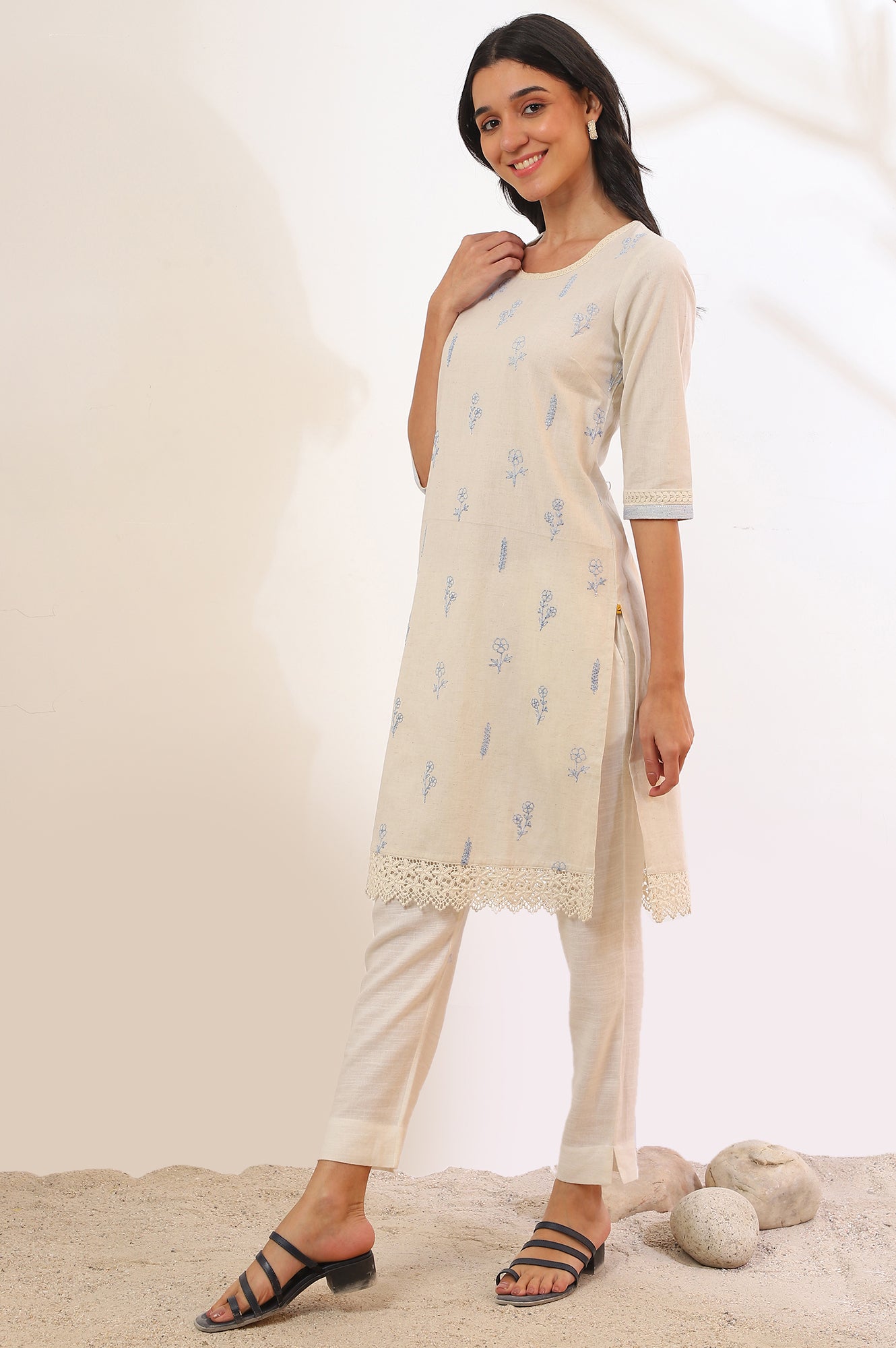 Off White Solid Straight Cotton Blend Kurta