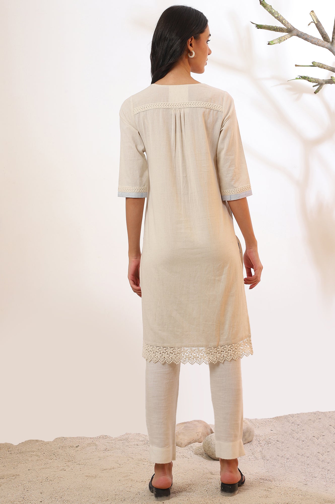 Off White Solid Straight Cotton Blend Kurta