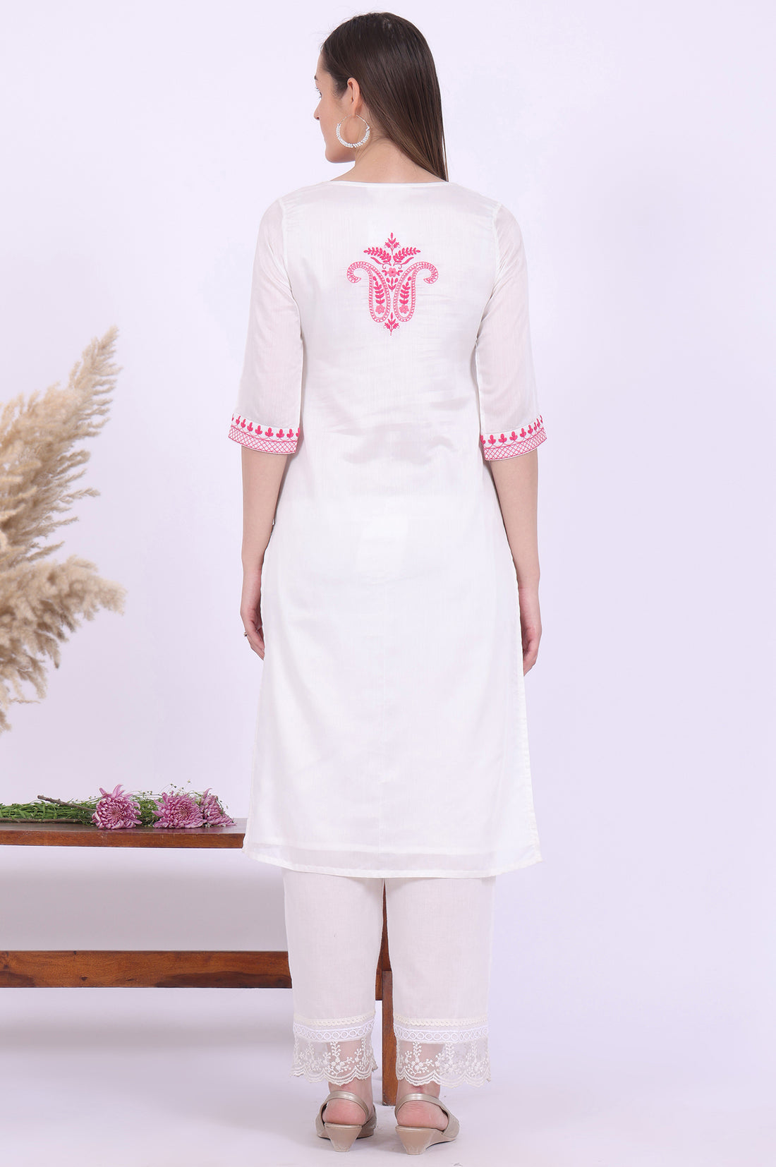 White Embroidered Straight Pure Cotton Kurta