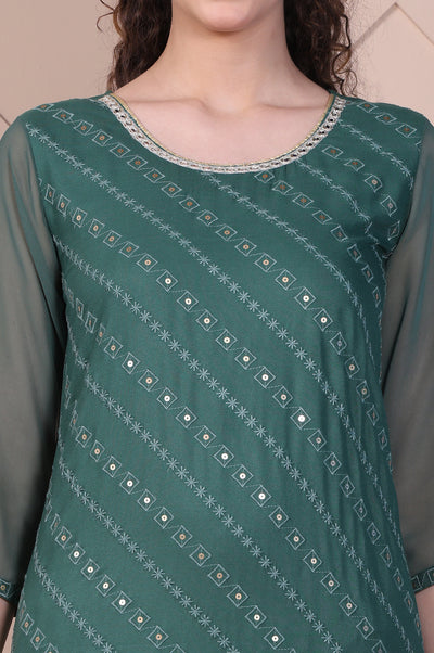 Green Embroidered Rayon Straight Festive Kurta