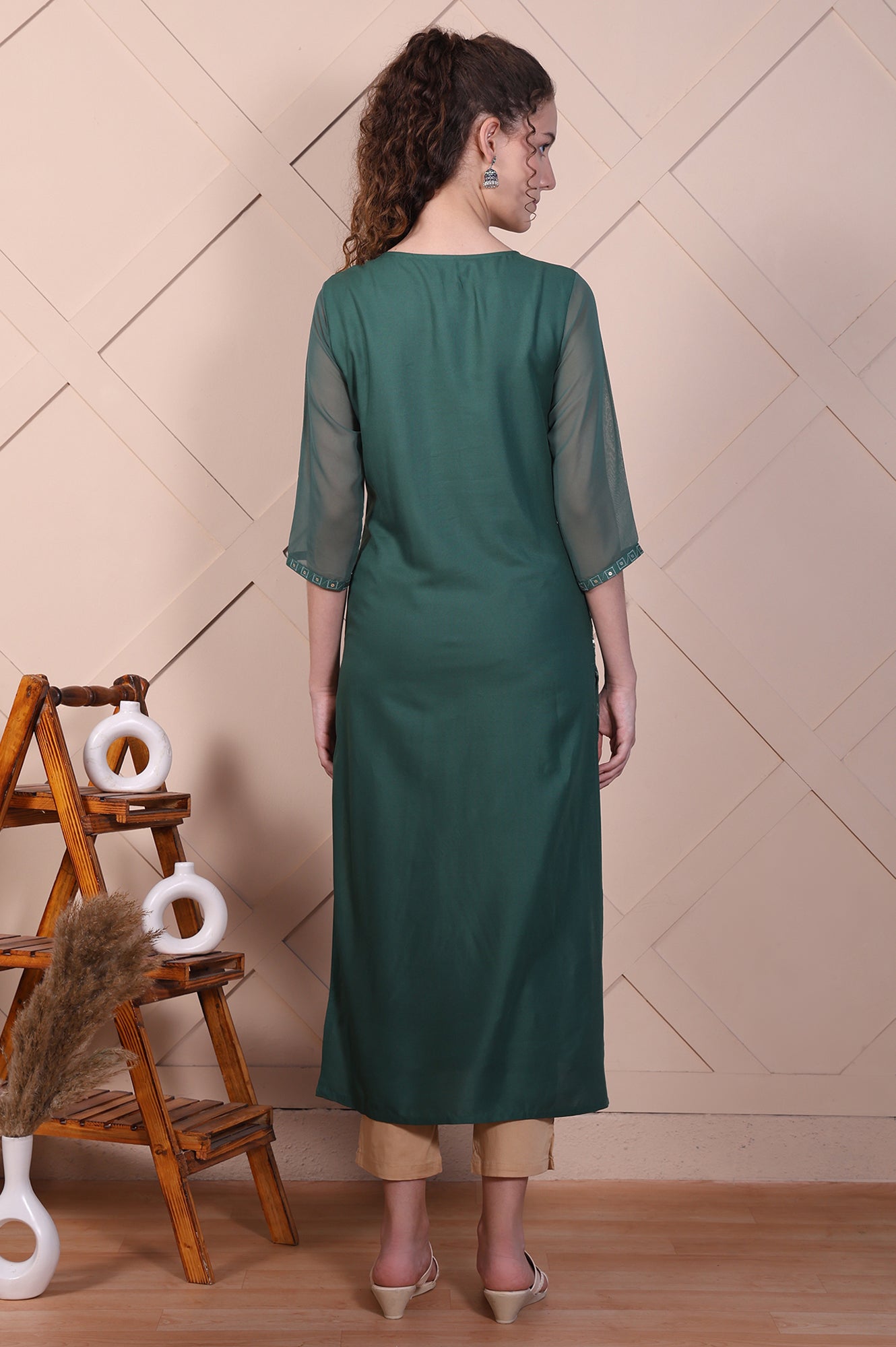 Green Embroidered Rayon Straight Festive Kurta