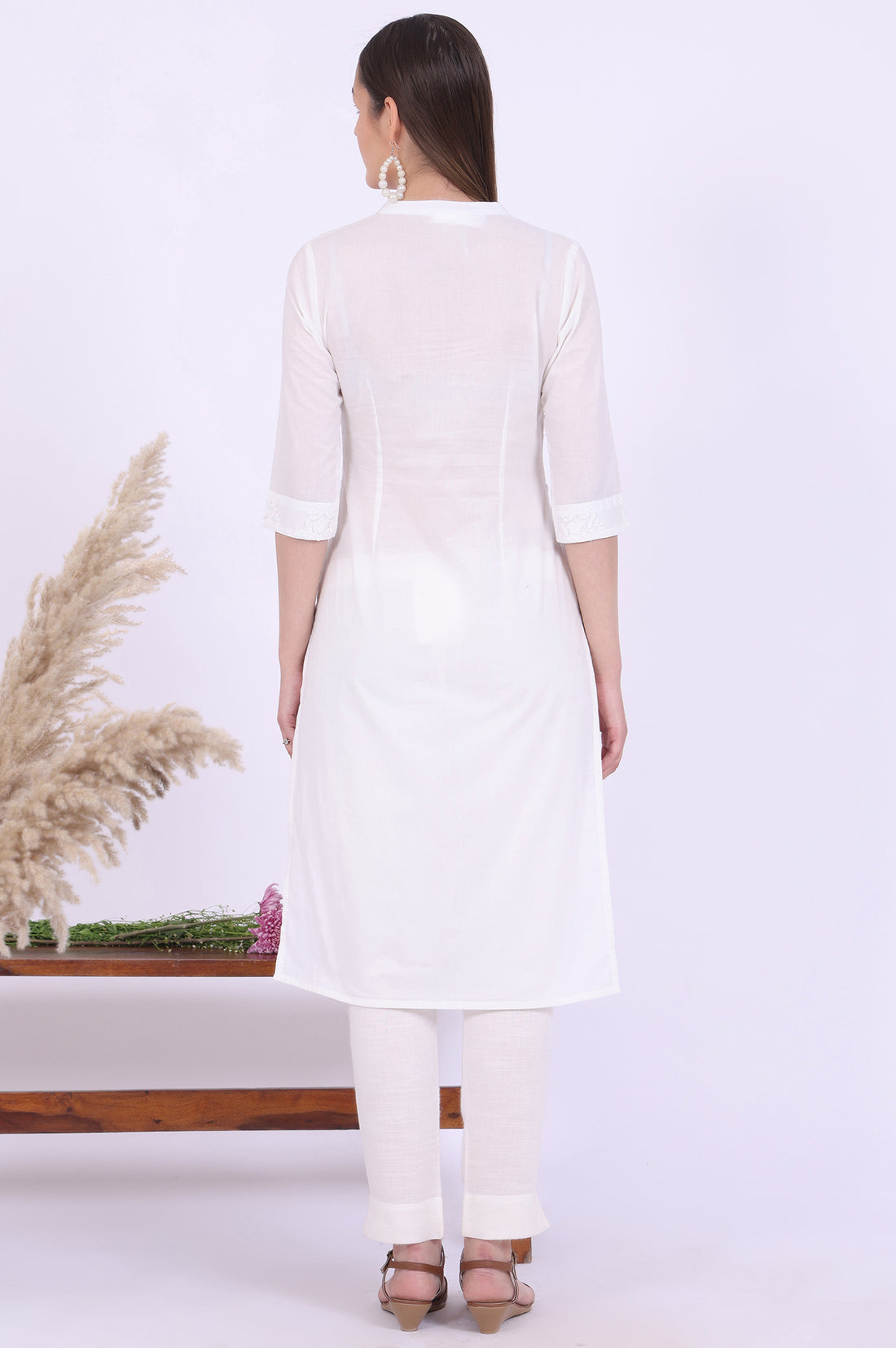 White Embroidered Straight Pure Cotton Kurta