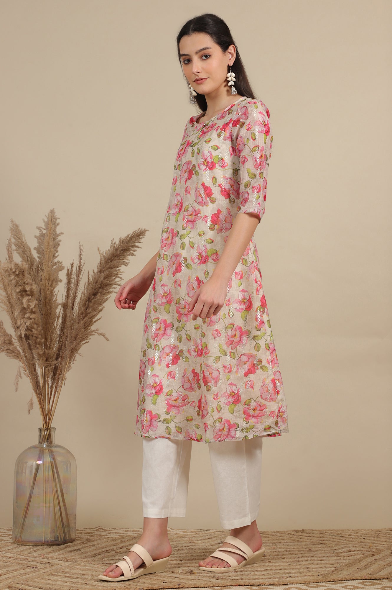 Women Printed Beige Sleeveless Round Neck Cotton A-Line Kurta main image 0