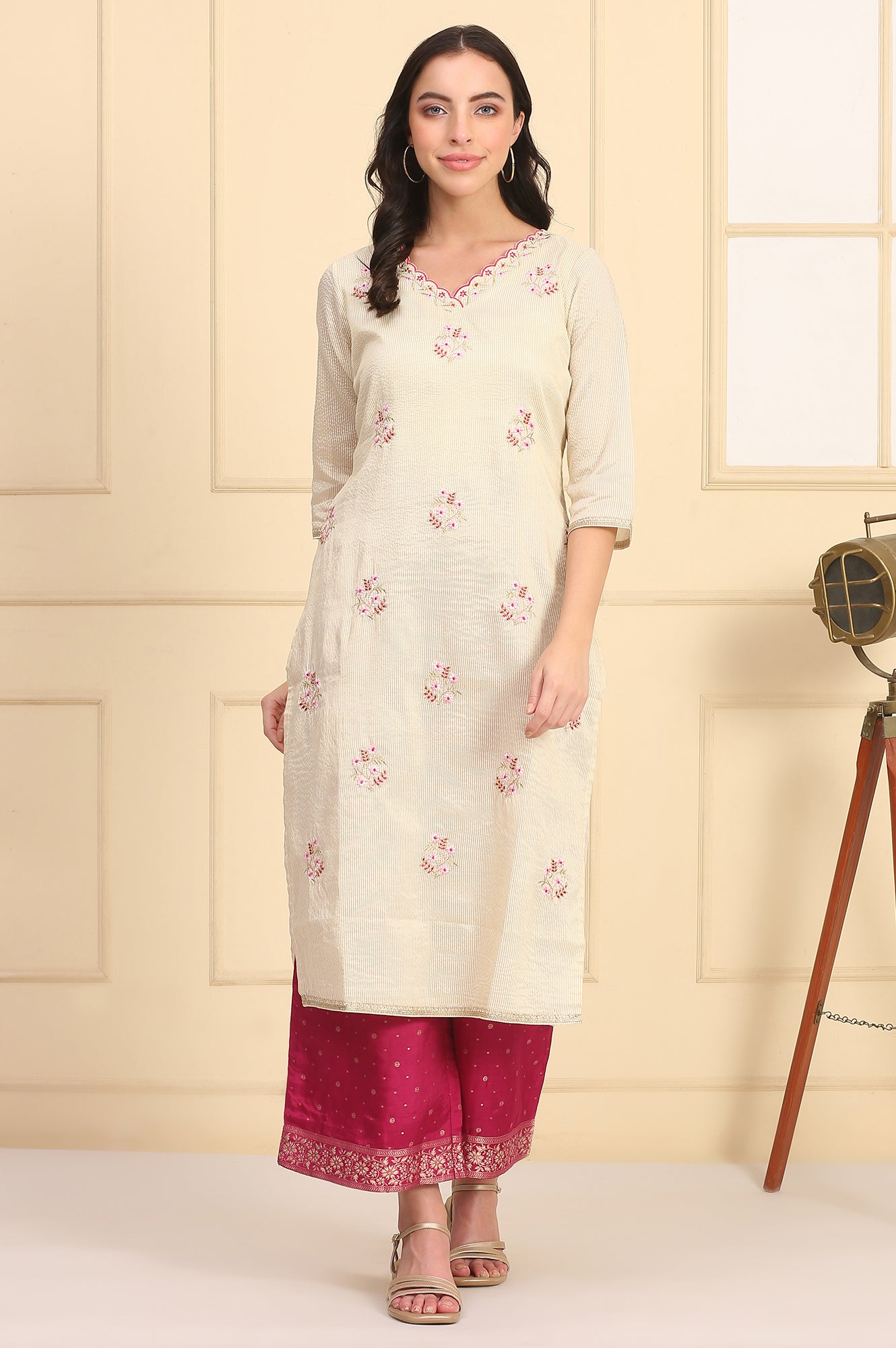 Cream Zari Embellished Straight Chanderi Lurex Kurta