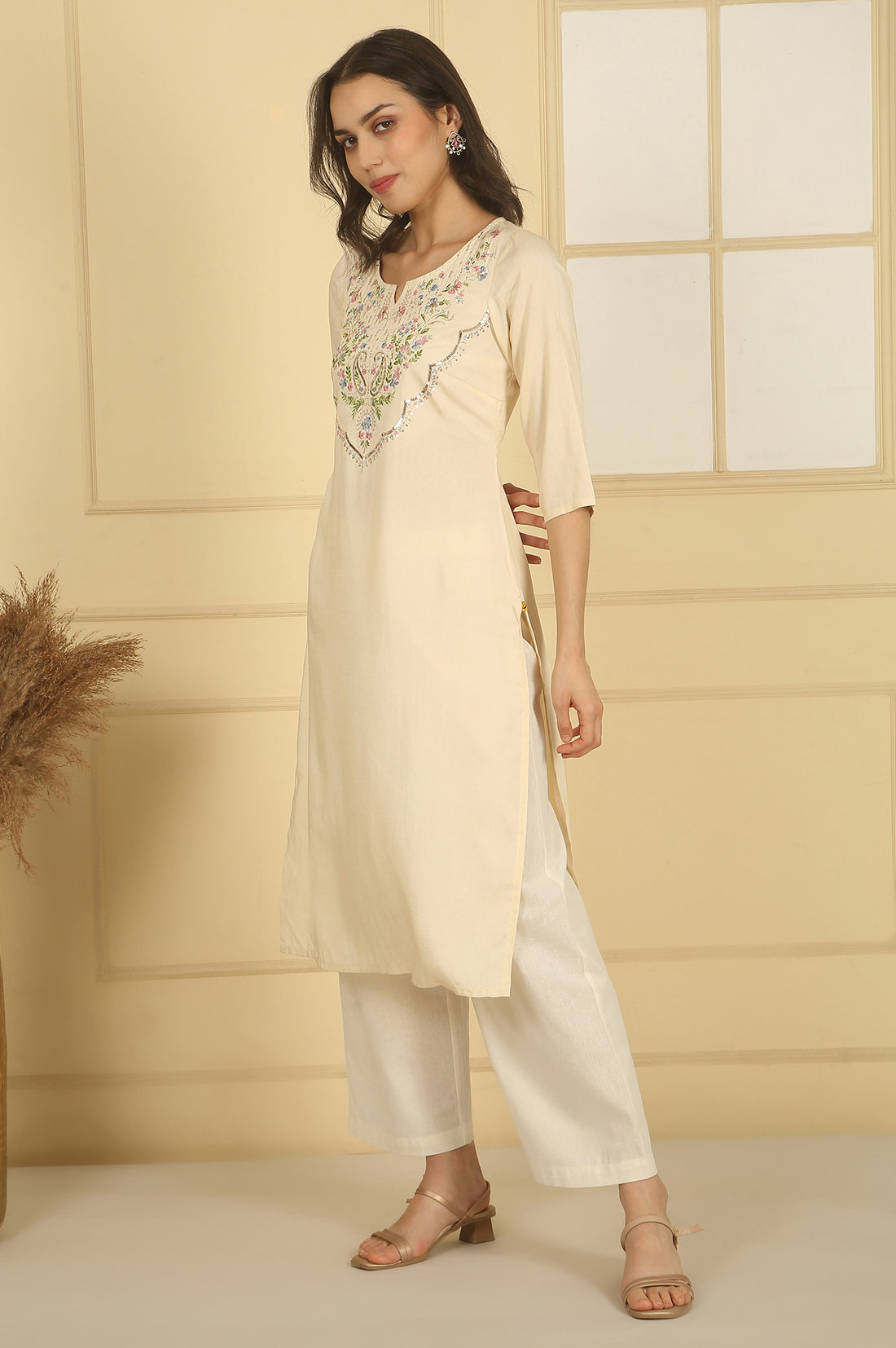 Cream Sequined Embroidered Straight Kurta