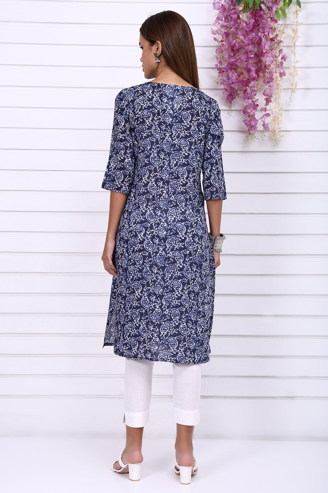 Blue Batik Printed Pure Cotton Straight Casual Kurta