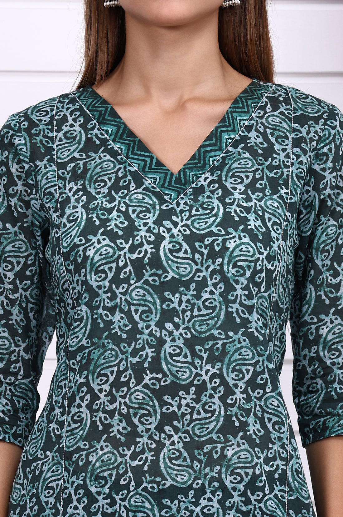 Green Batik Printed Pure Cotton Straight Casual Kurta