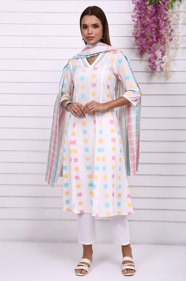 White Geometric Printed Cotton Rayon Anarkali Kurta