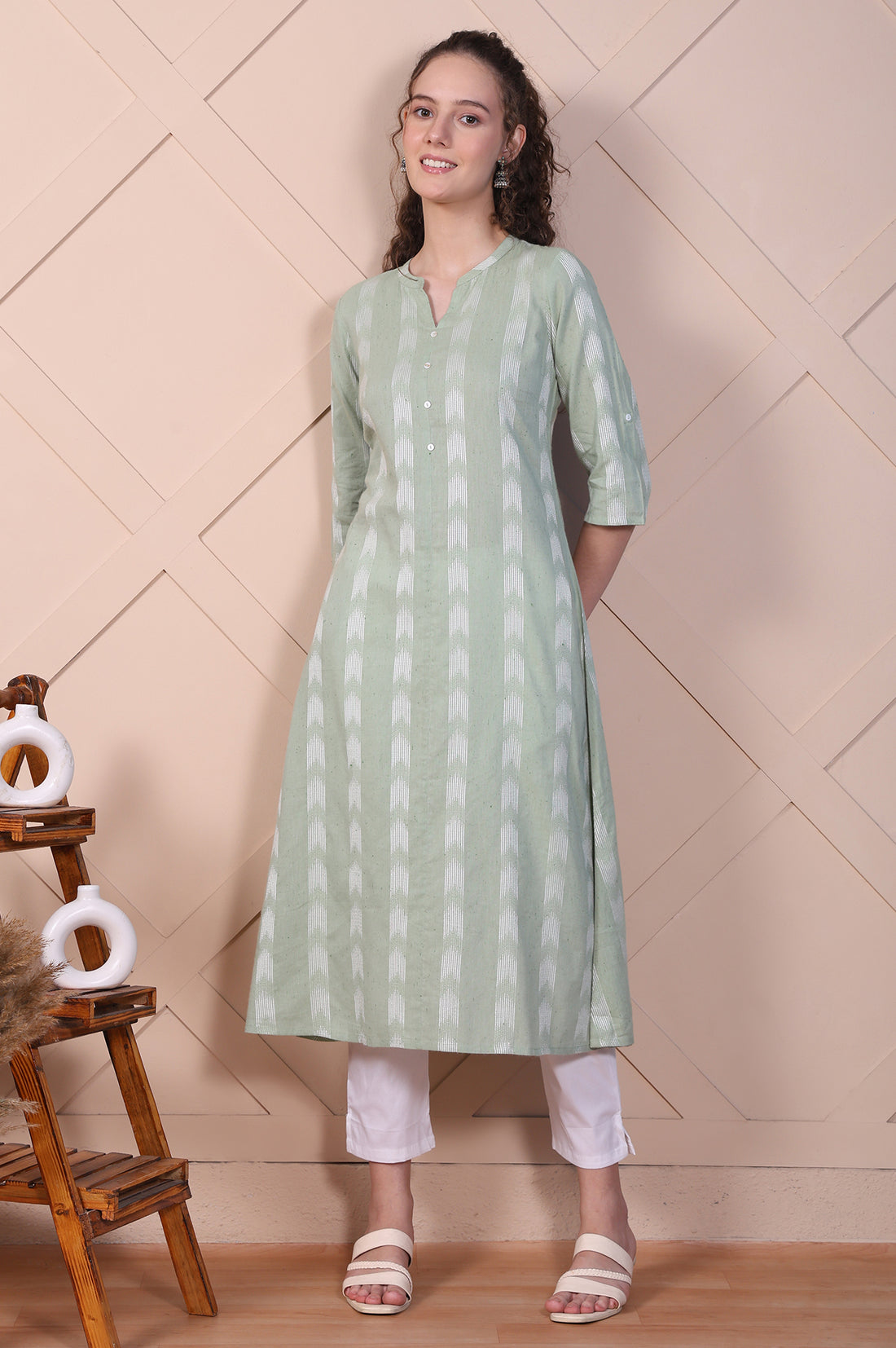 Green Dobby A-line Casual Kurta in Mandarin Collar