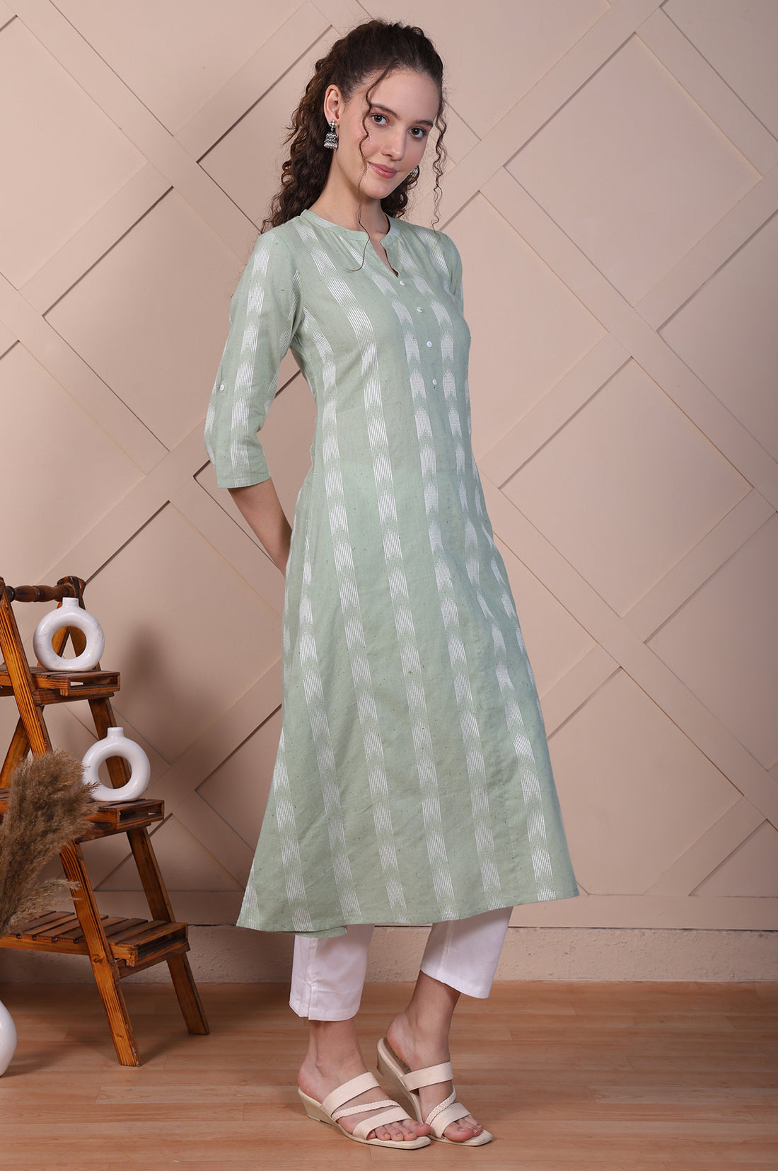 Green Dobby A-line Casual Kurta in Mandarin Collar