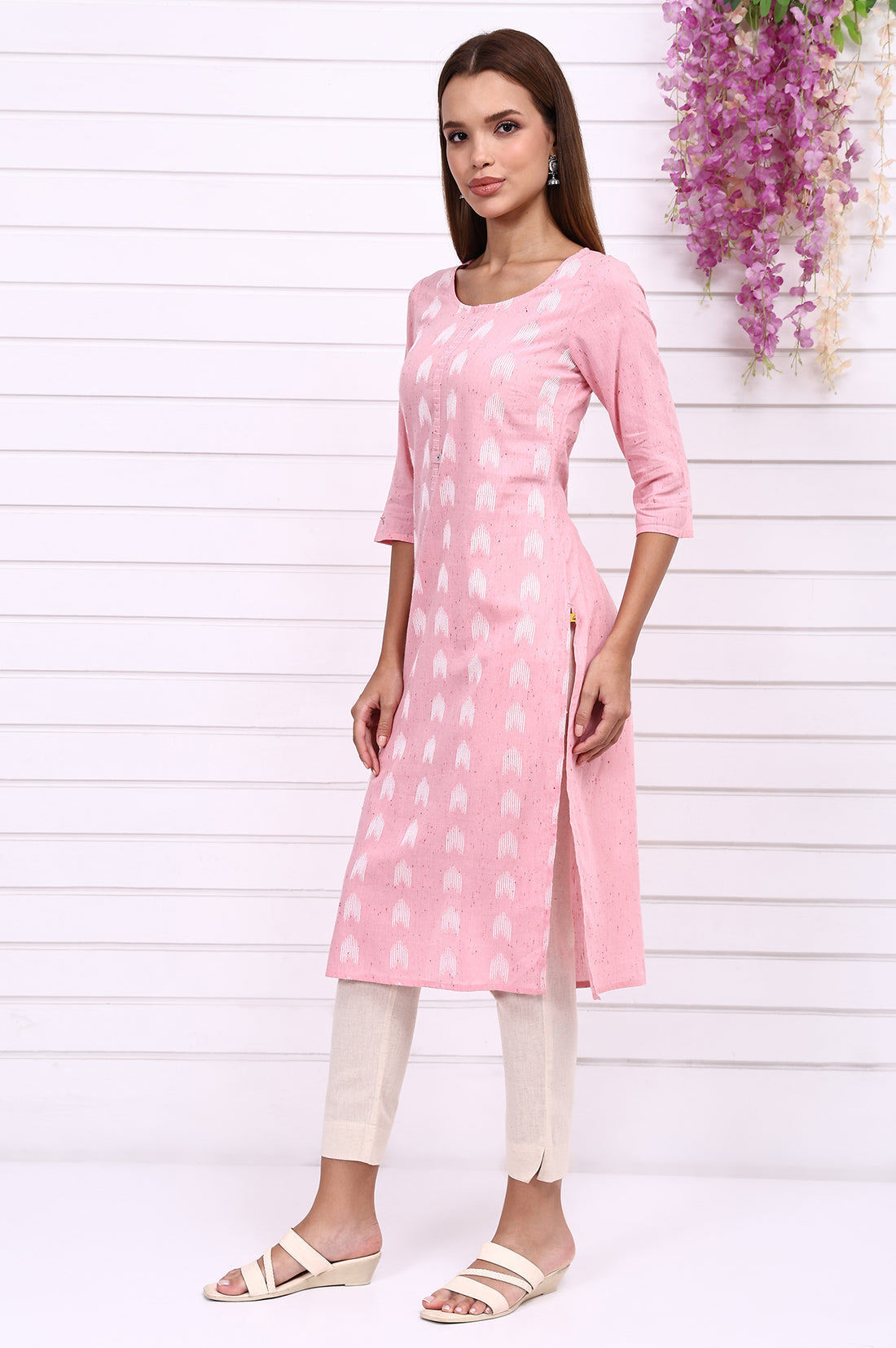 Pink Geometric Printed Rayon Straight Kurta