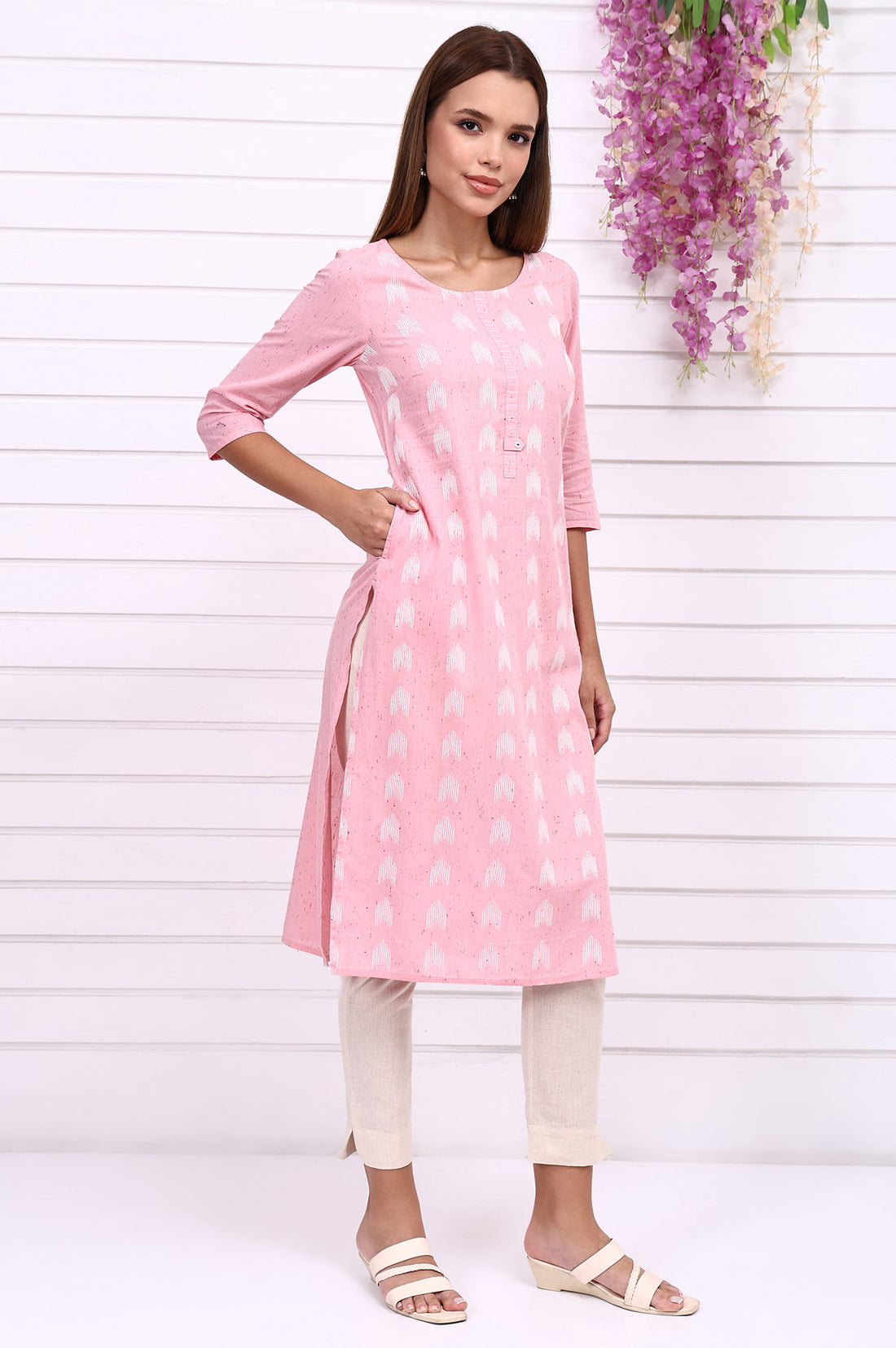 Pink Geometric Printed Rayon Straight Kurta