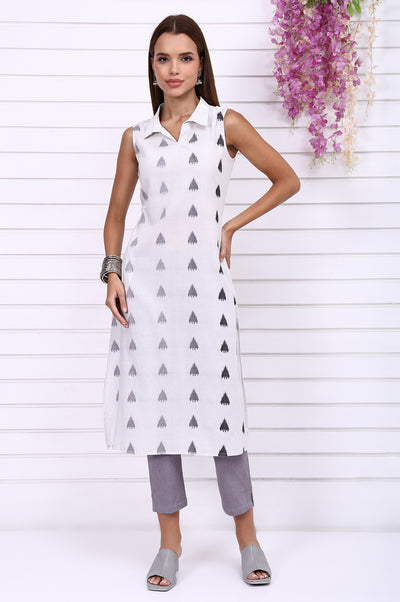 White Yarn Dyed Cotton Rayon Straight Sleeveless Kurta