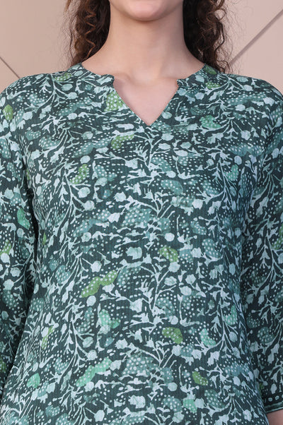 Green Floral Batik Printed Straight Kurta