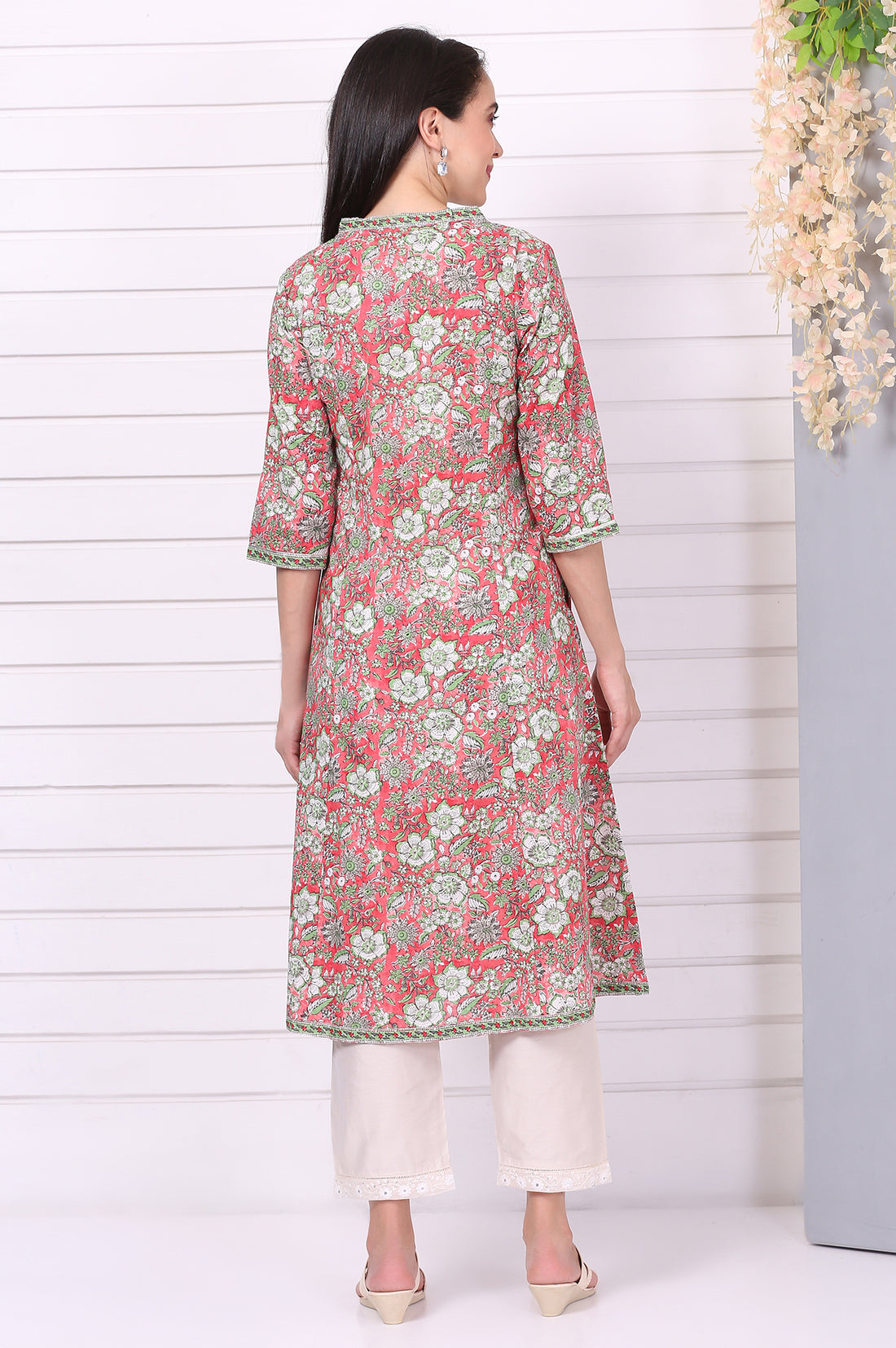 Red Floral Printed Straight Pure Cotton Kurta