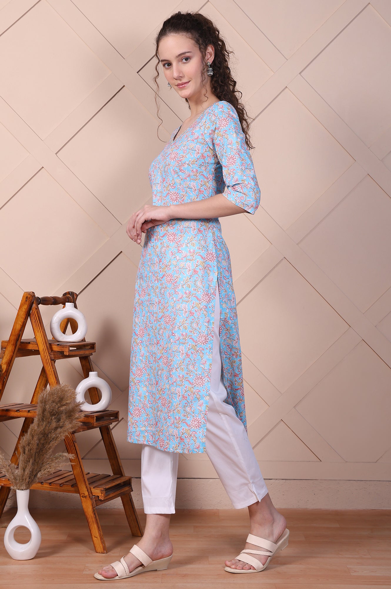 Blue Botanical Printed Pure Cotton Straight Kurta