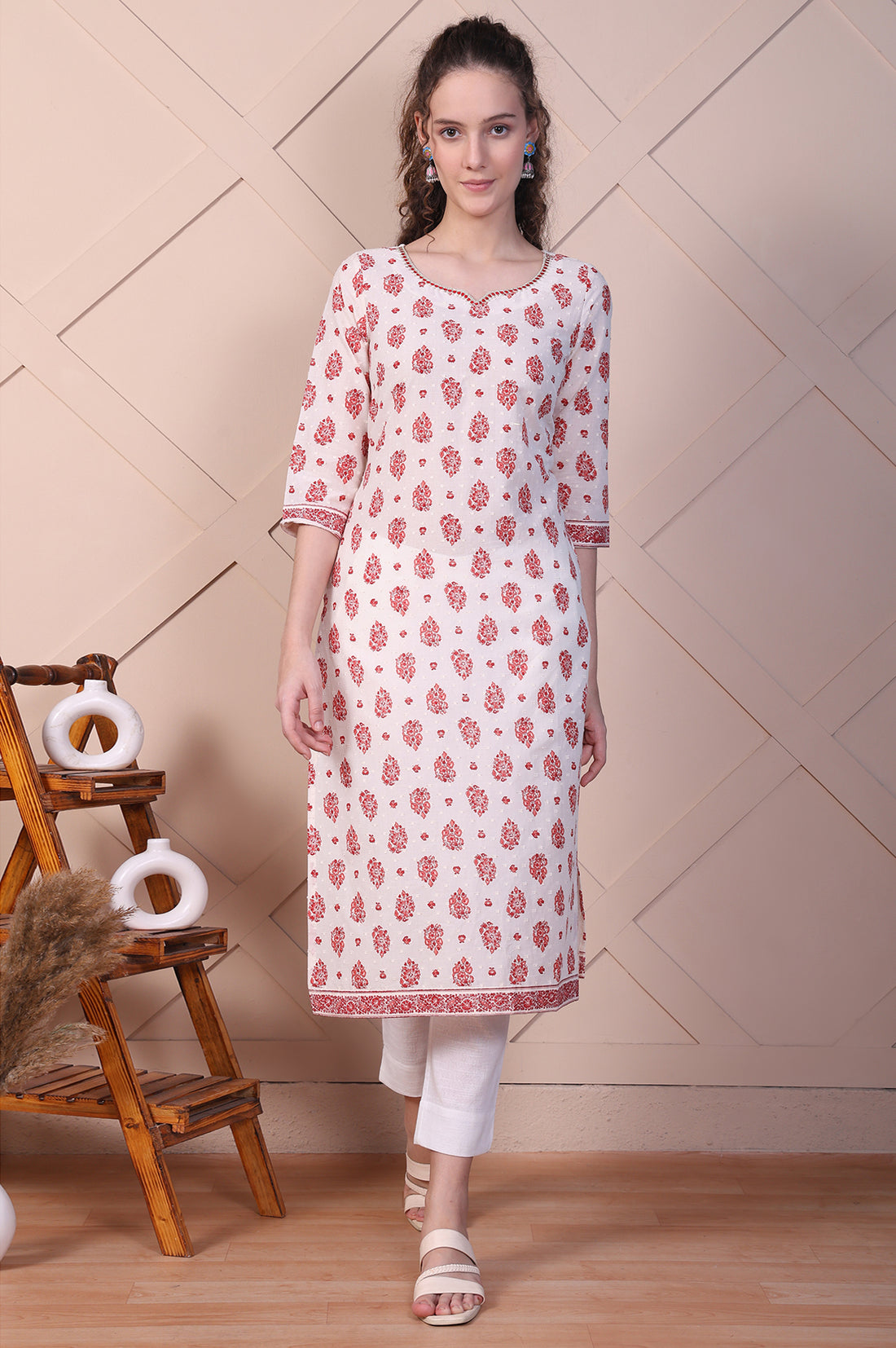 Cream Ethnic Motifs Cotton Blend Straight Kurta