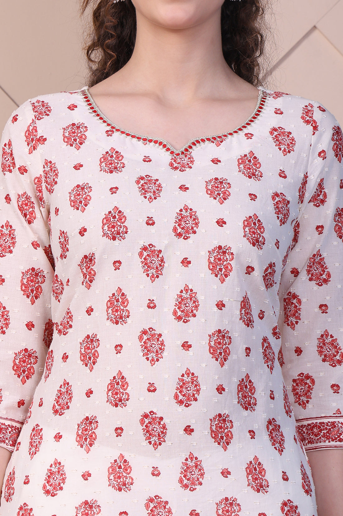 Cream Ethnic Motifs Cotton Blend Straight Kurta