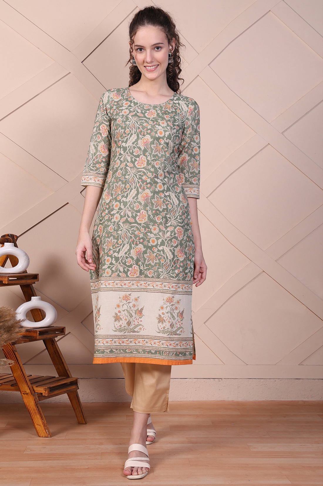 Green Floral Printed Cotton Lurex Straight Kurta
