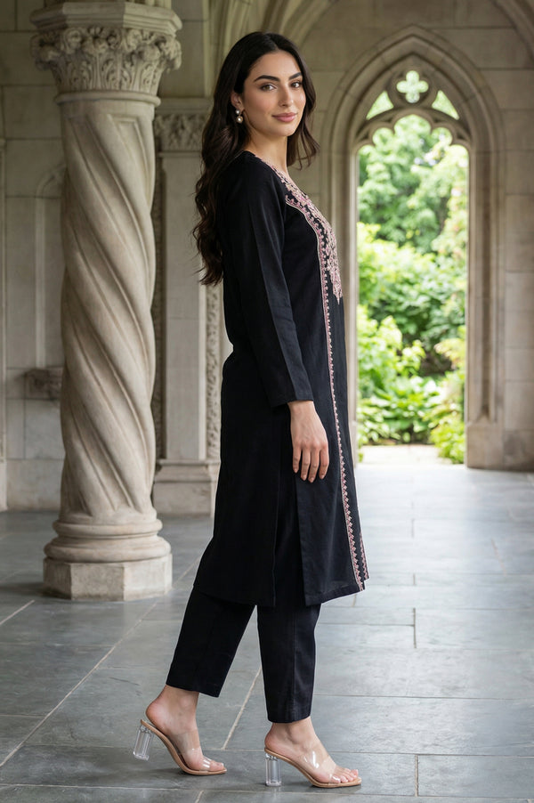 Black Embroidered Acrylic Straight Winter Kurta