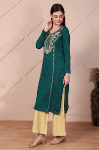 Green Embroidered Acrylic Straight Kurta