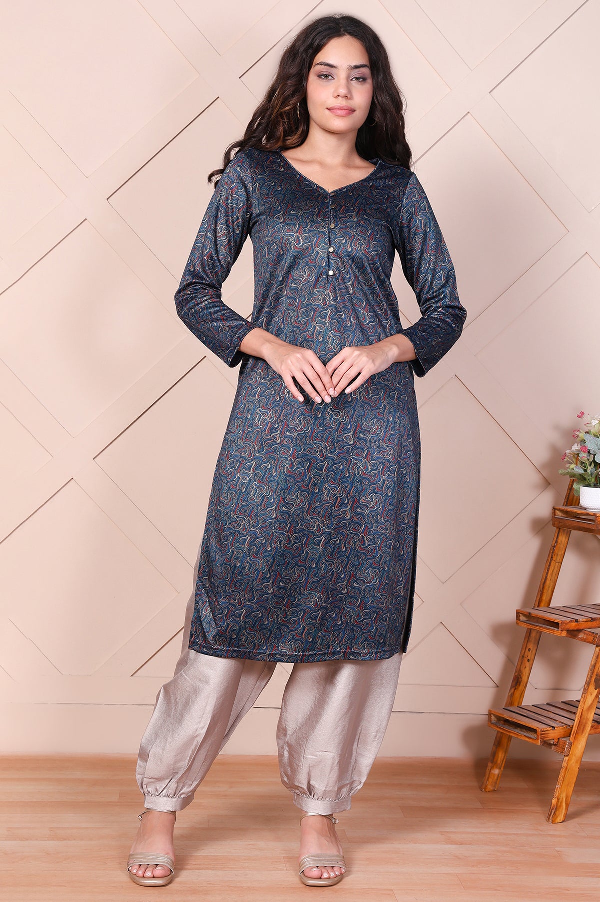 Navy Blue Embroidered Abstract Straight Jacquard Kurta - S