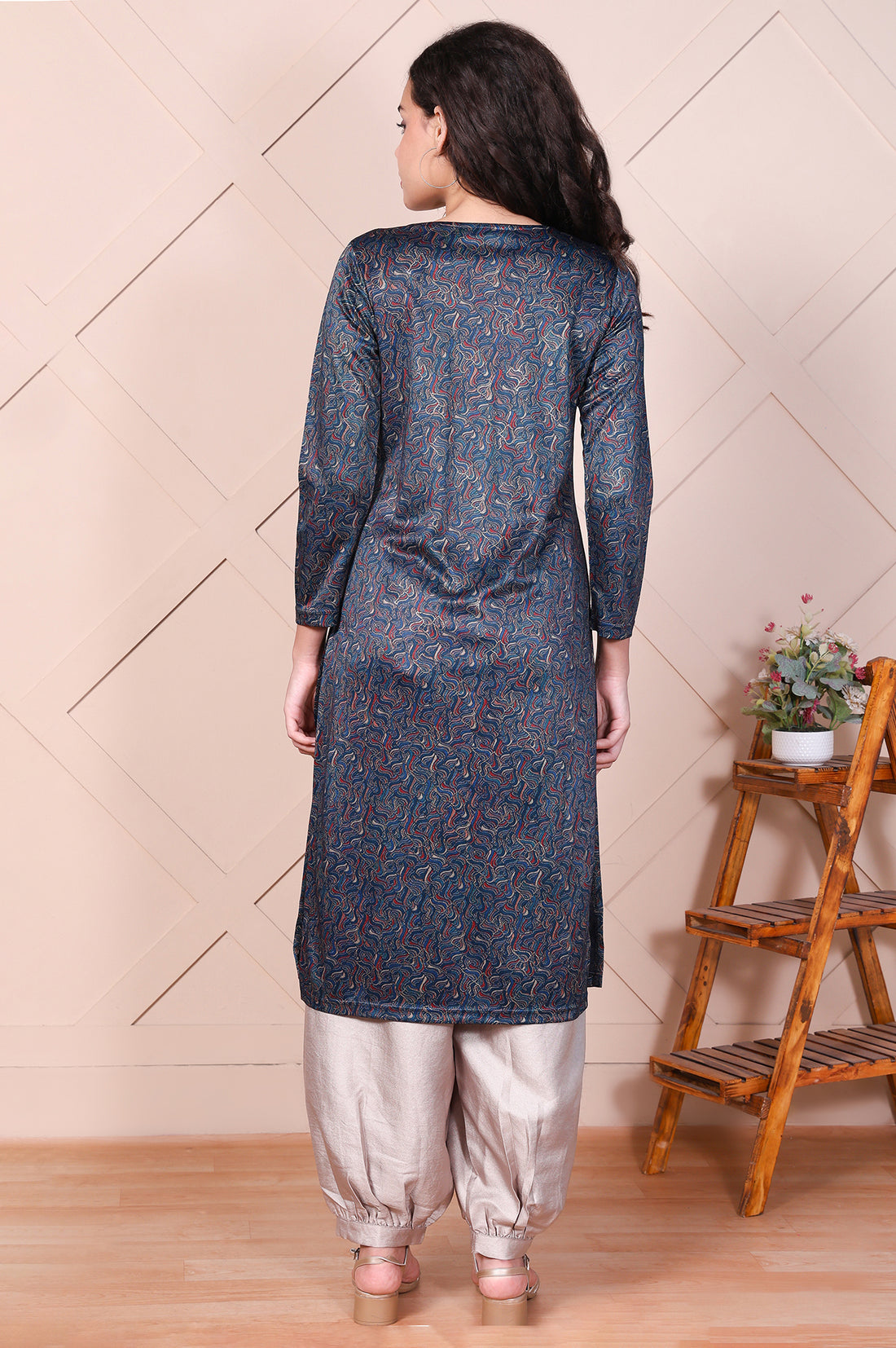 Navy Blue Embroidered Abstract Straight Jacquard Kurta