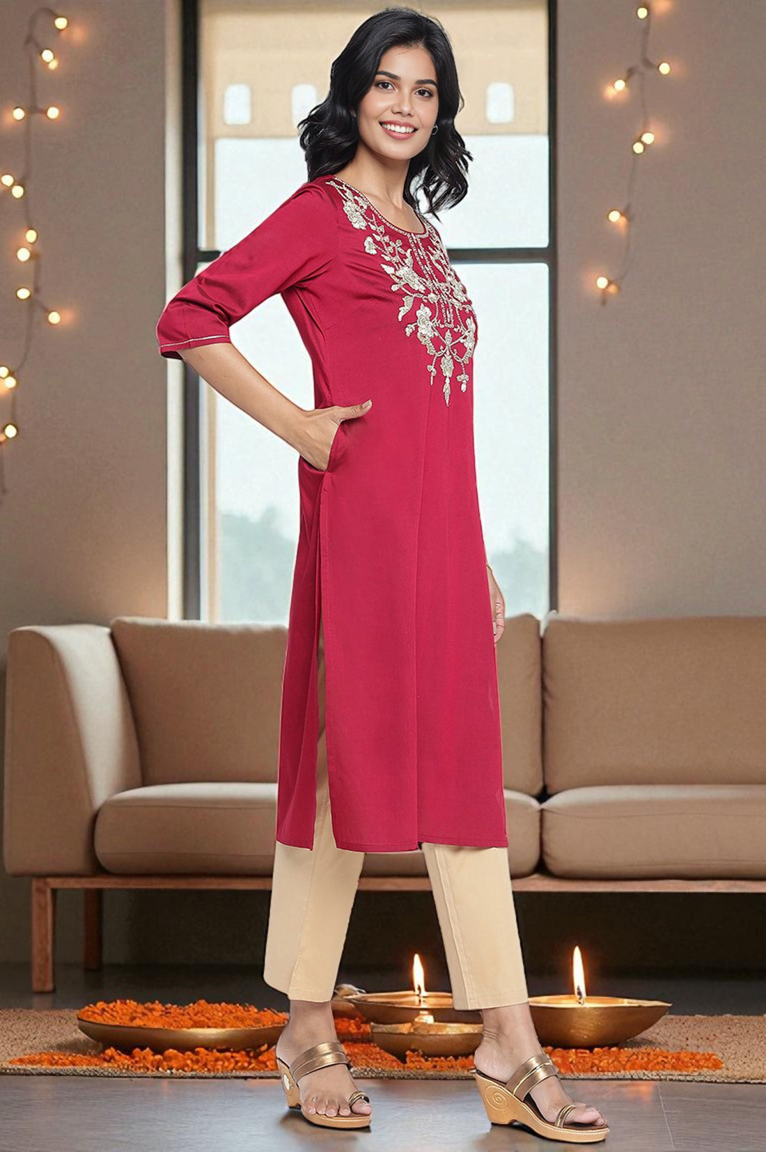 Maroon Solid Printed Thread Embroidery Straight Kurta