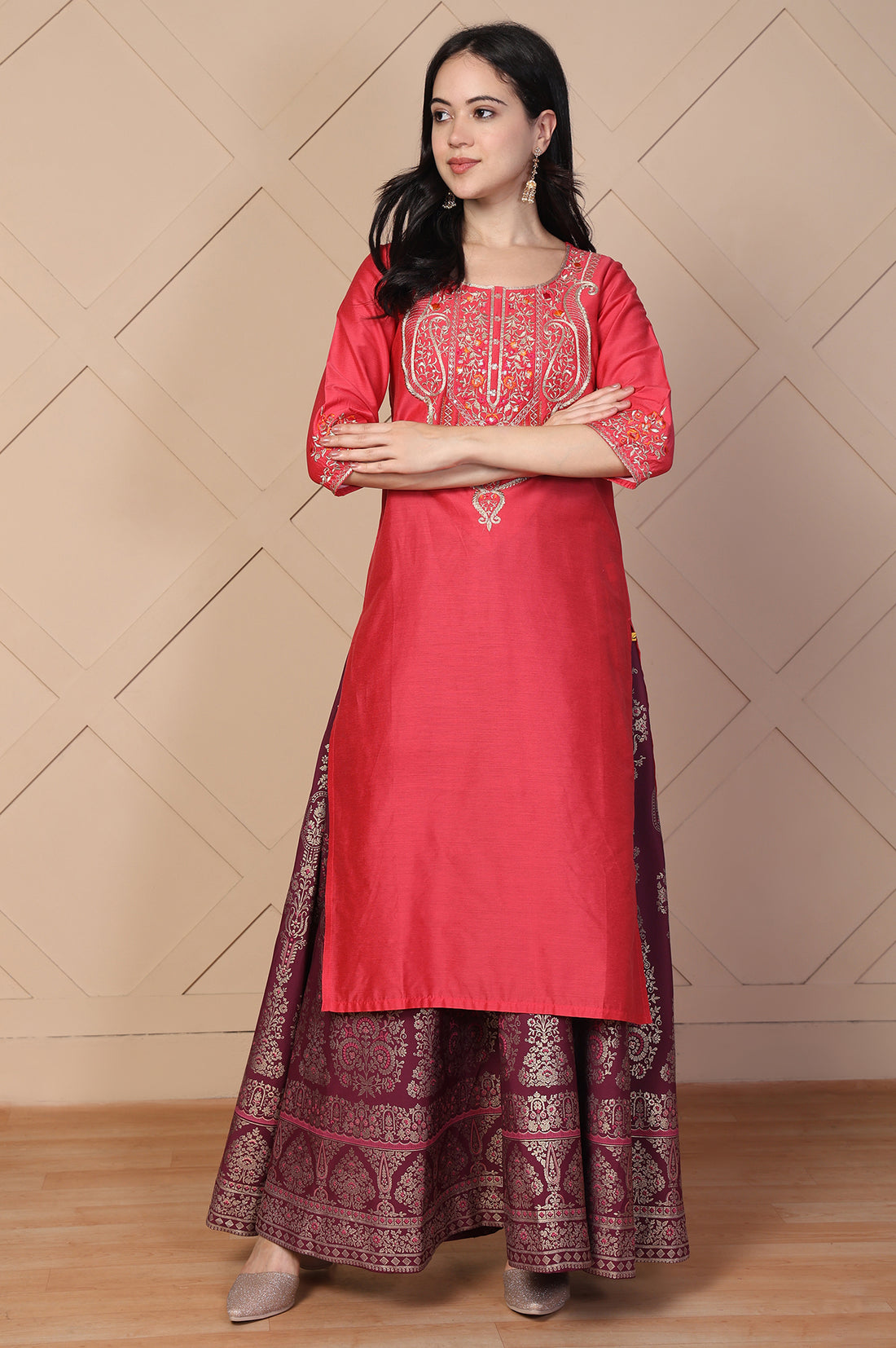 Red Embroidered Straight Silk Kurta
