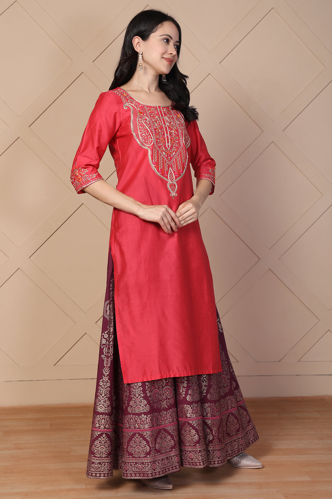 Red Embroidered Straight Silk Kurta