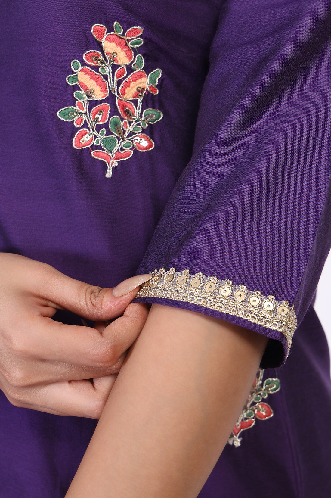 Purple Embroidered Floral Straight Rayon Kurta