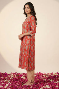 Red Ethnic Motifs Zari Embroidered Straight Kurta