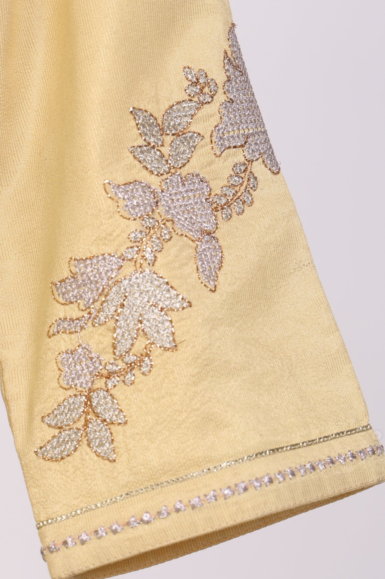 Buy Yellow Yarn Dyed Embroidered Zari Straight Kurta Online for