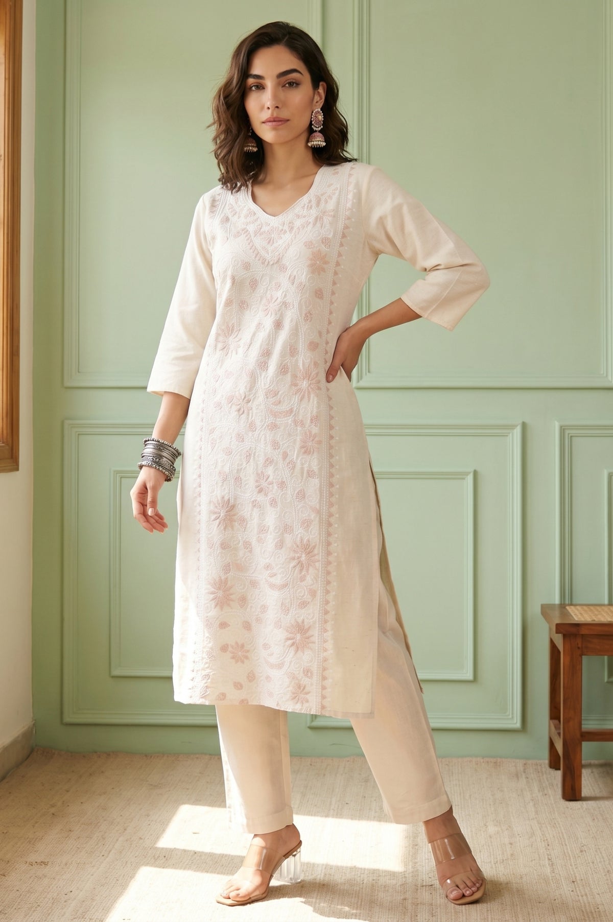 Off White Floral Embroidered Cotton Flax Straight Kurta - XS