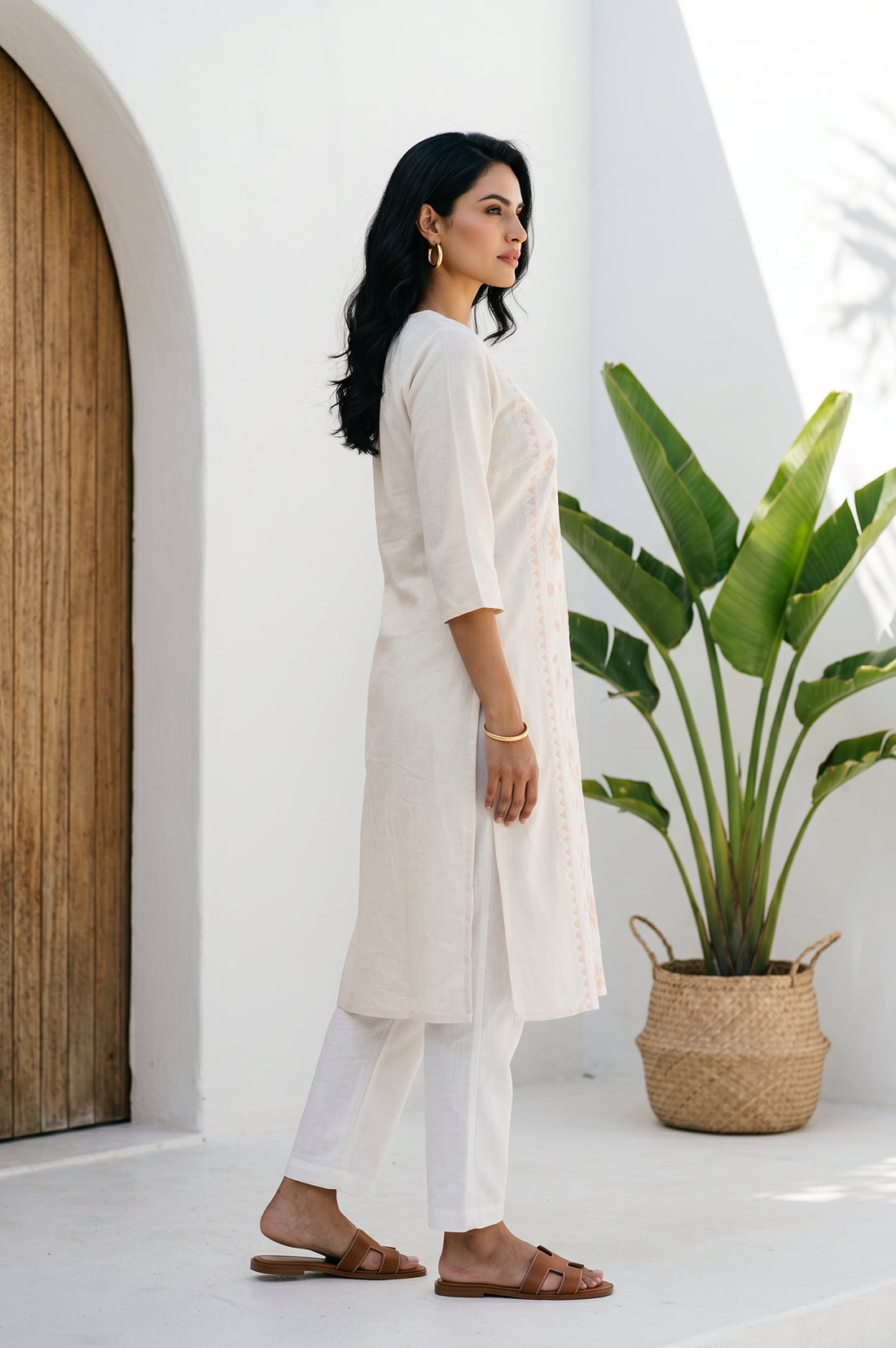 Cream Thread Embroidered Cotton Flax Straight Kurta