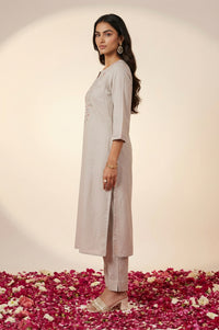 Beige Embroidered Yarn Dyed Straight Kurta
