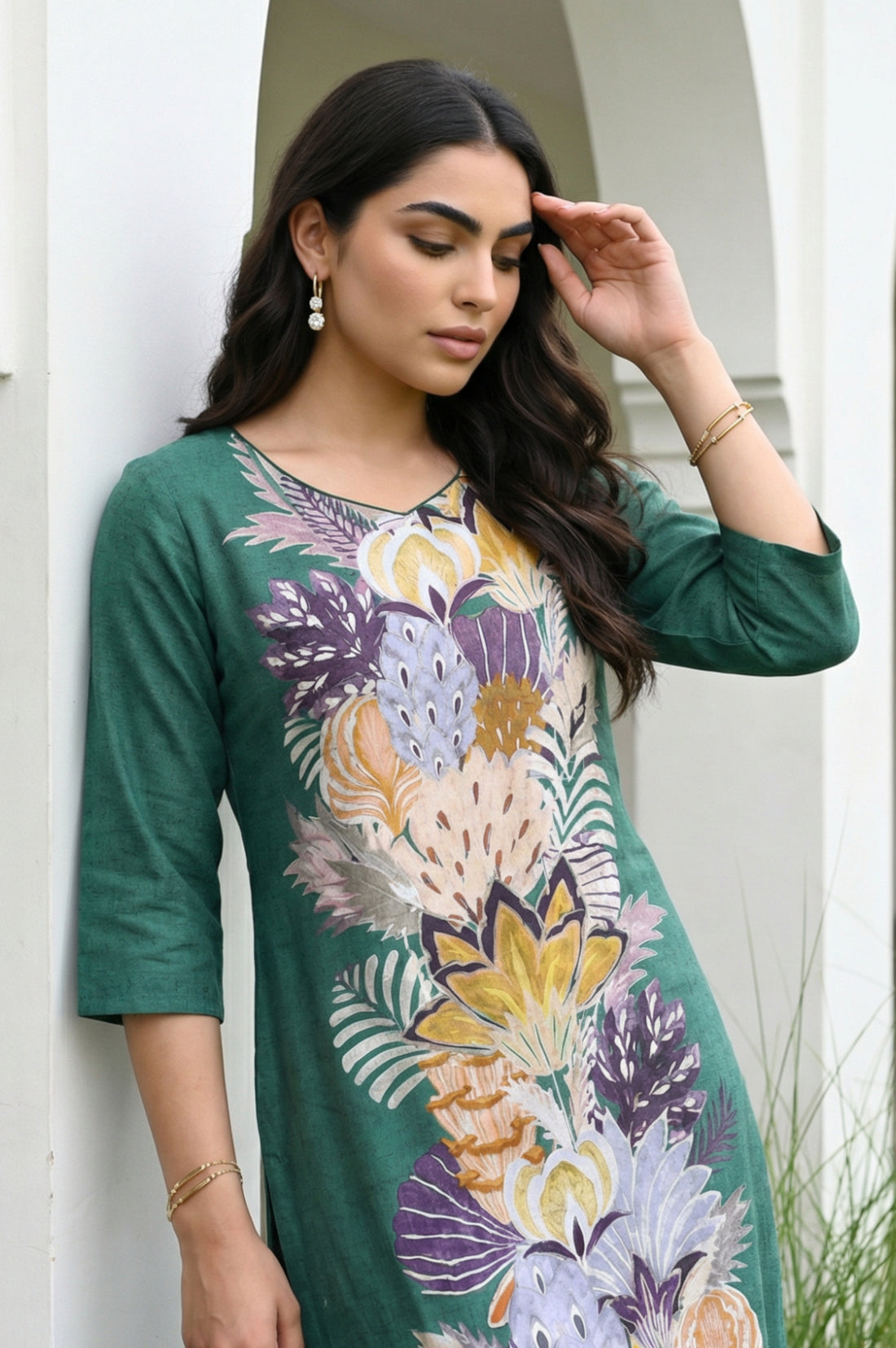 Green Floral Printed Straight Kurta