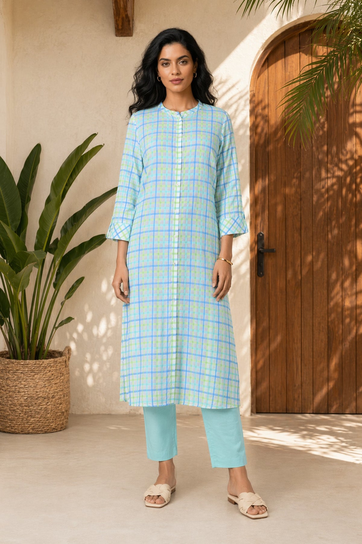 Aurelia Women's Blue Checkered Yarn Dyed Pure Cotton Straight Kurta - XS