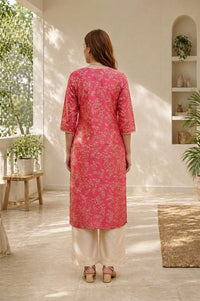 Pink Floral Printed Straight Kurta