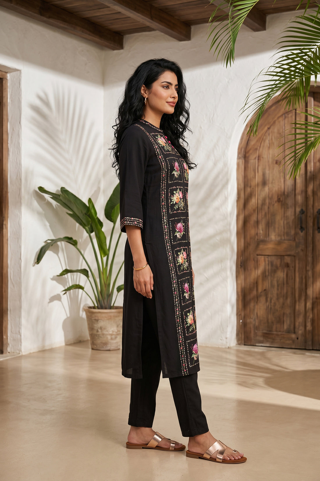 Black Floral Printed Rayon Straight Kurta