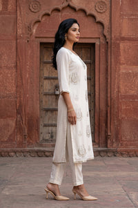 Off White Embroidered Straight Kurta
