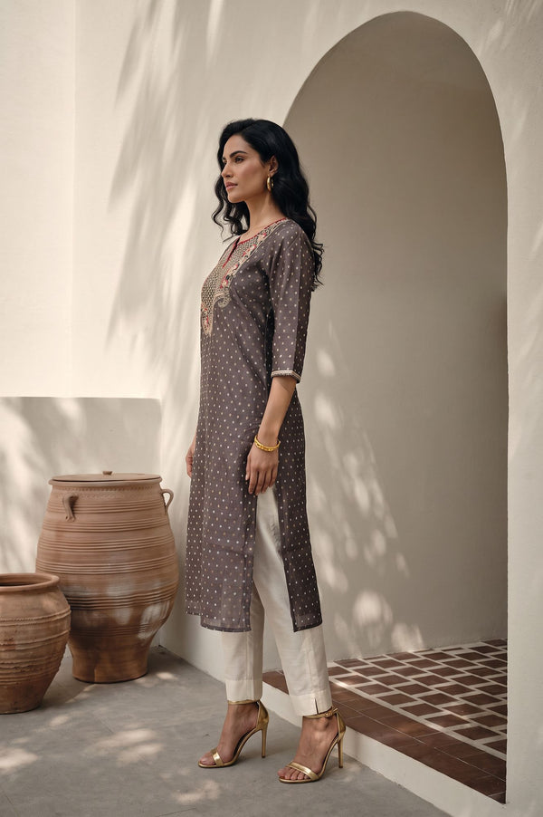 Grey Yarn Dyed Zari Embroidered Chanderi Straight Kurta