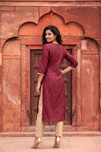 Purple Yarn Dyed Zari Embroidered Chanderi Buta Straight Kurta