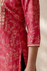 Pink Floral Printed Embroidered Straight Kurta