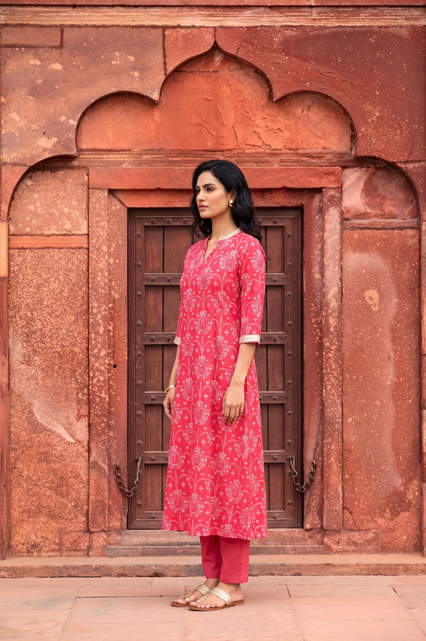 Pink Floral Printed Sequins Muslin Straight Kurta
