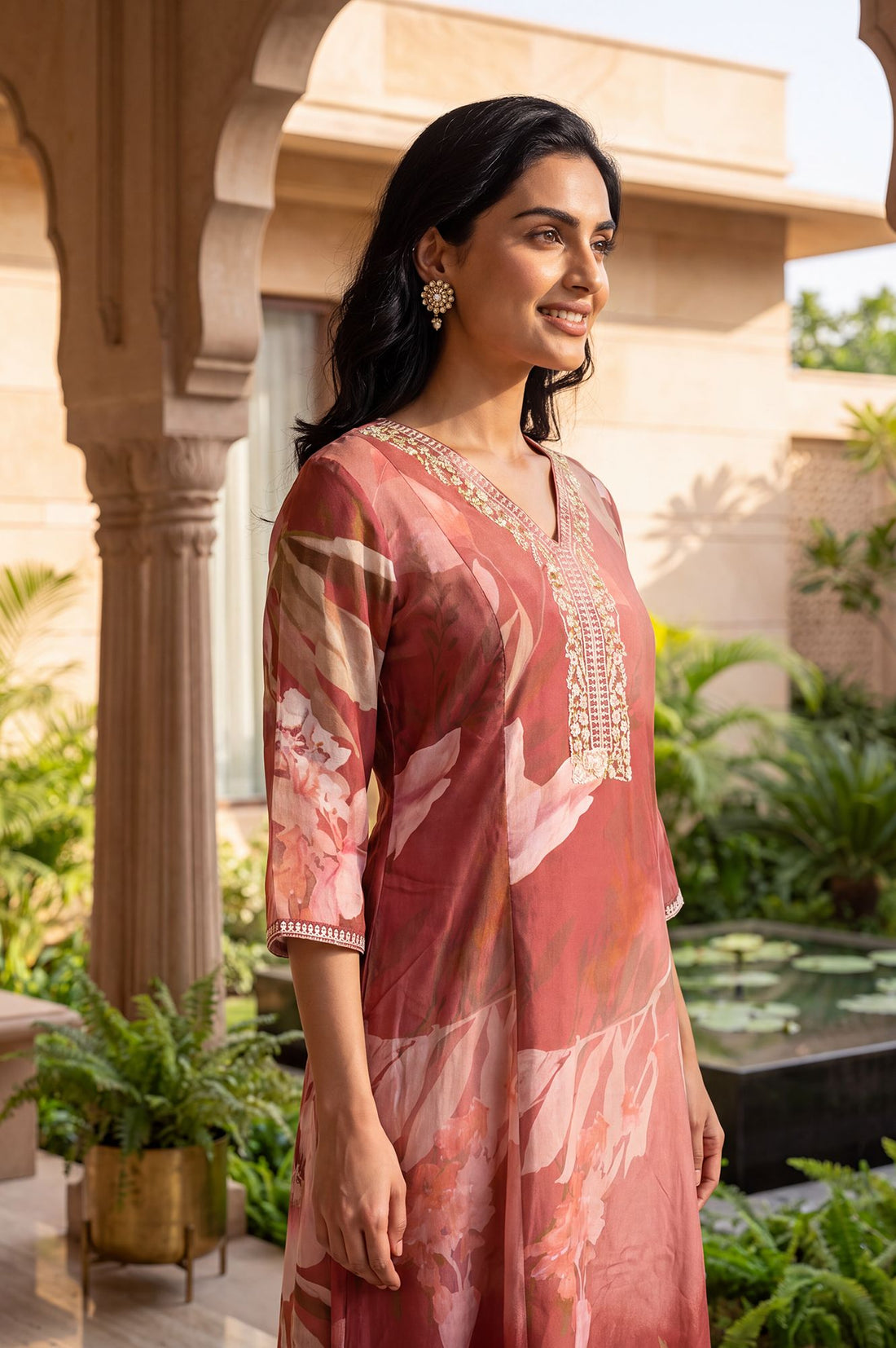 Pink Floral Print Rayon A-Line Kurta with V-Neck &amp; Thread Embroidery
