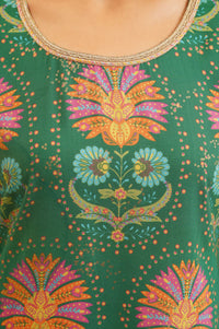 Green Floral Printed Straight Kurta