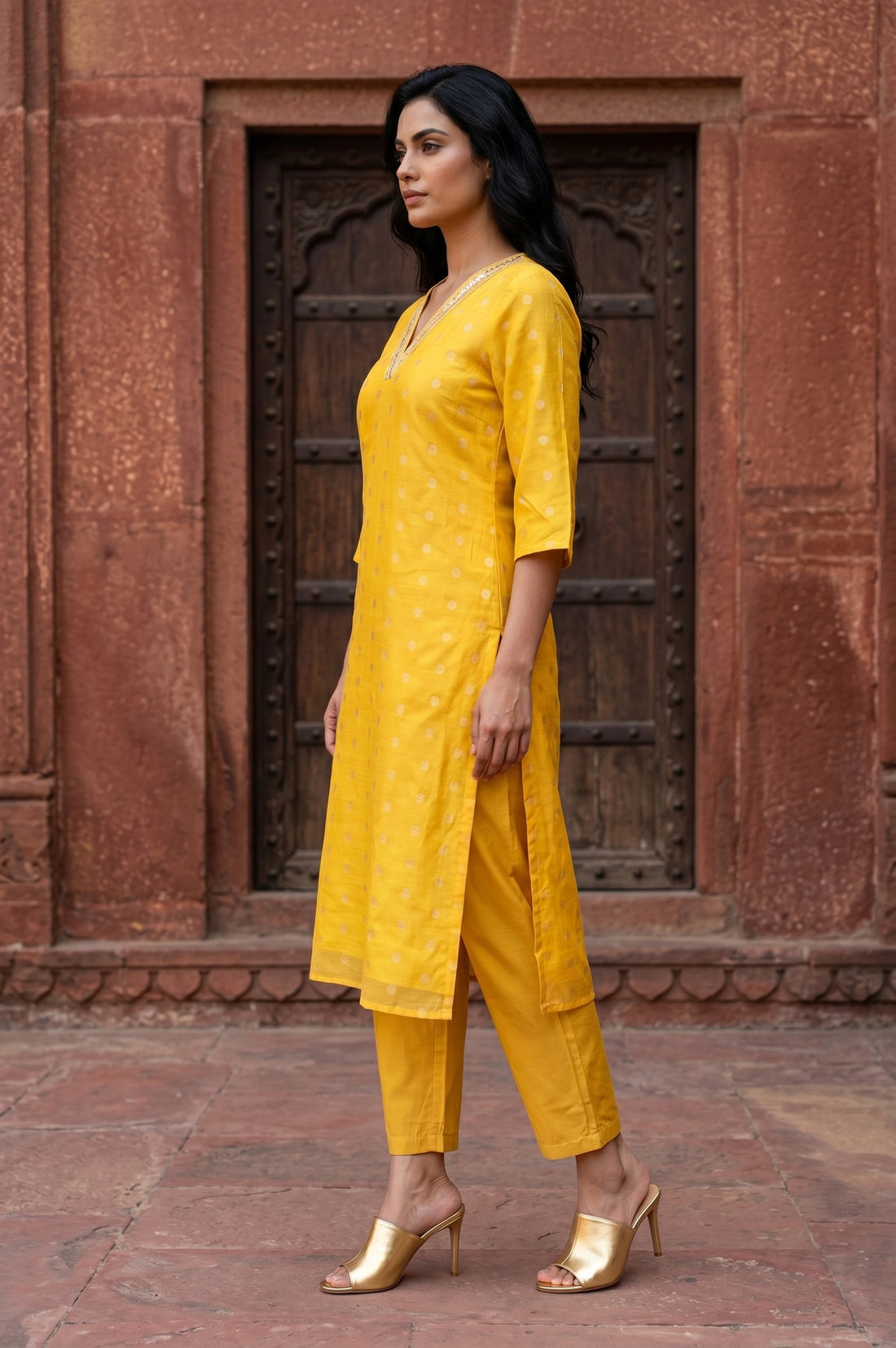 Mustard Zari Embroidered Yarn Dyed Straight Kurta