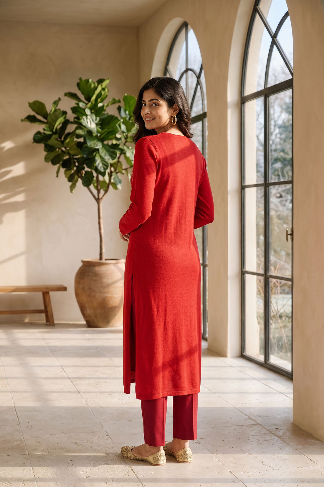 Red Ethnic Motifs Acrylic Straight Winter Kurta