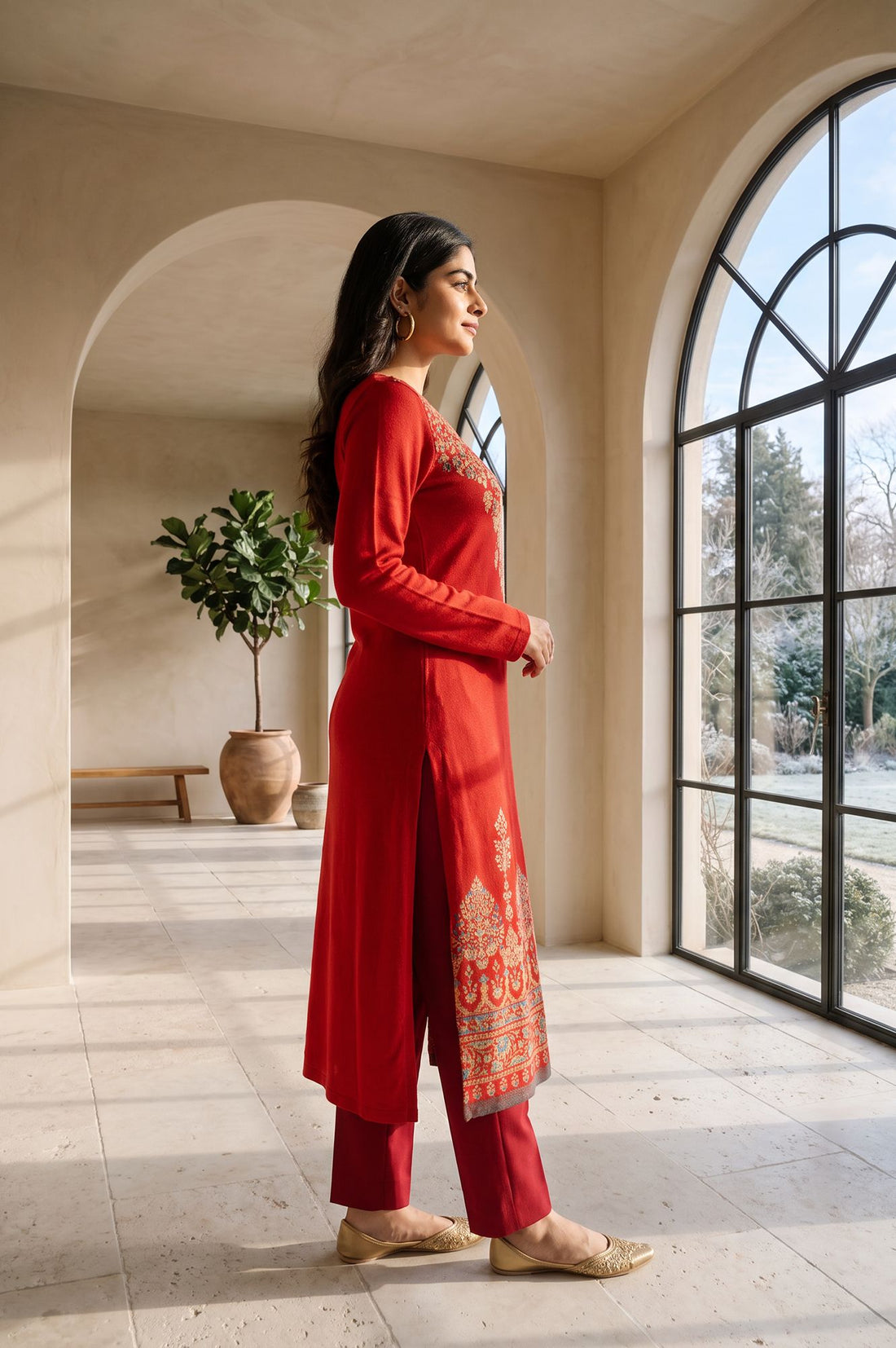 Red Ethnic Motifs Acrylic Straight Winter Kurta